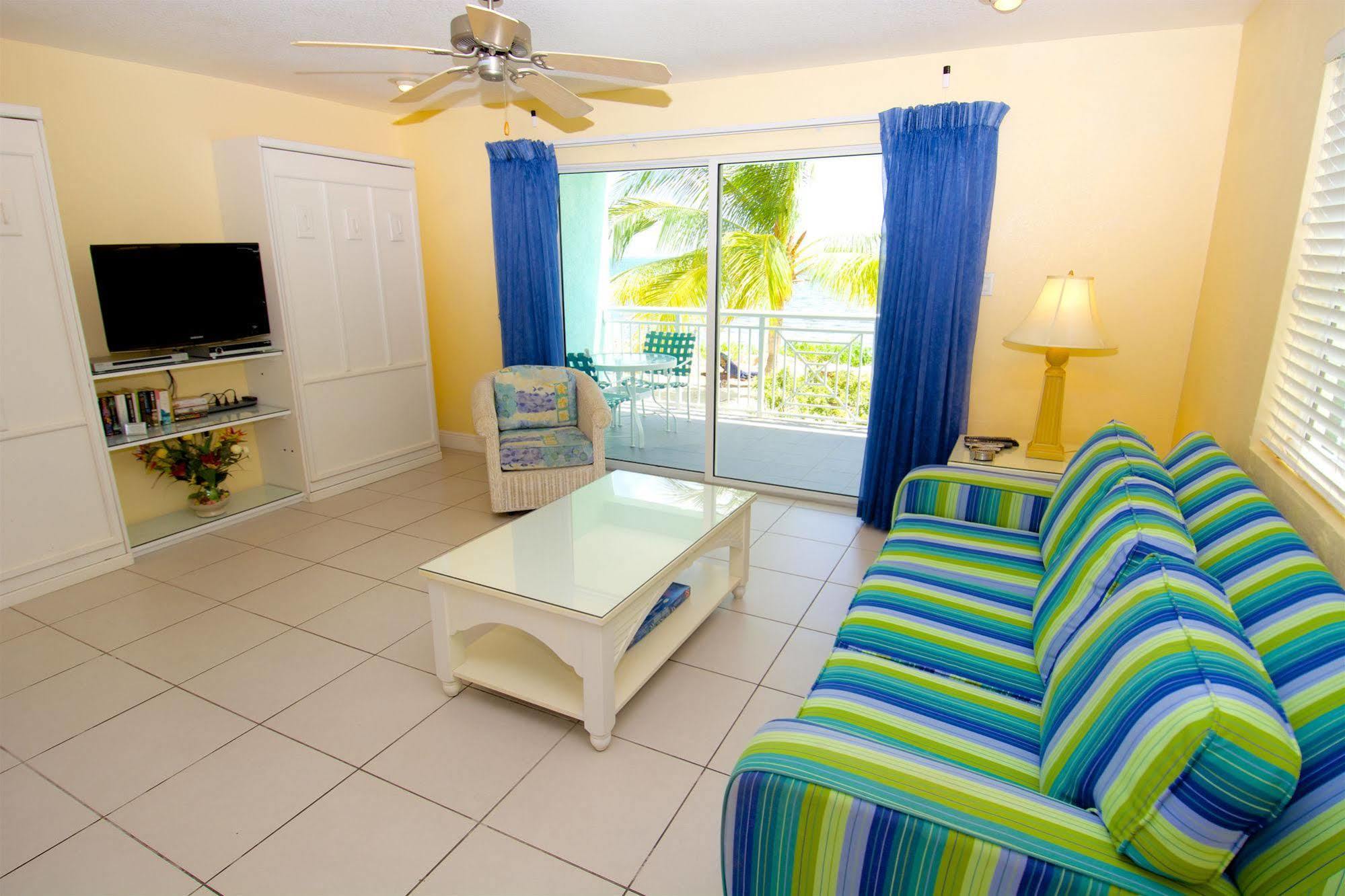 Compass Point Dive Resort Gun Bay Bagian luar foto
