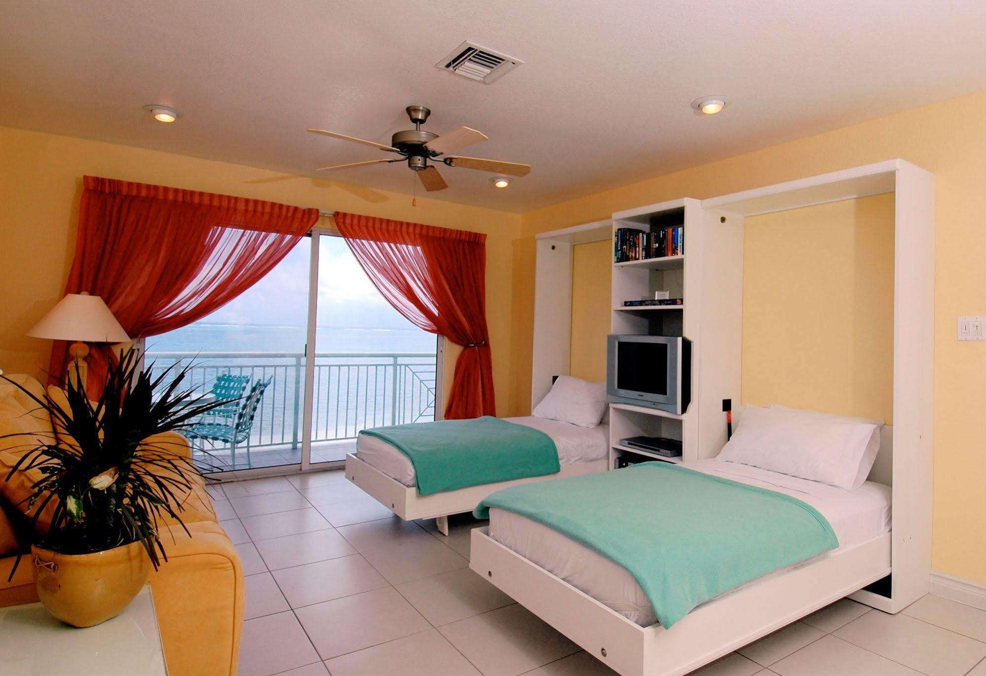 Compass Point Dive Resort Gun Bay Bagian luar foto