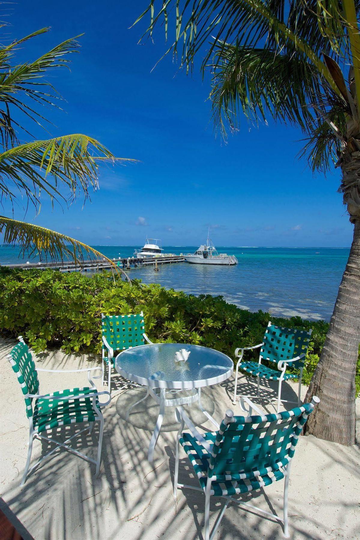 Compass Point Dive Resort Gun Bay Bagian luar foto